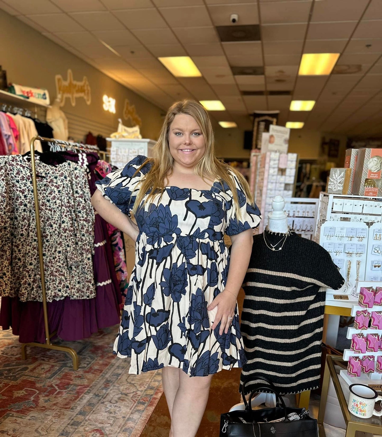 Floral Short Sleeve Mini Dress w/ Puff Sleeves