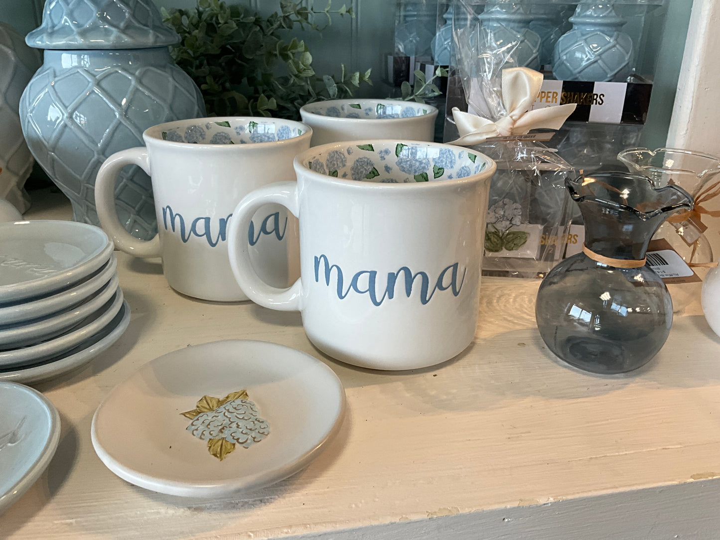 Mama Hydrangea Coffee Mug White