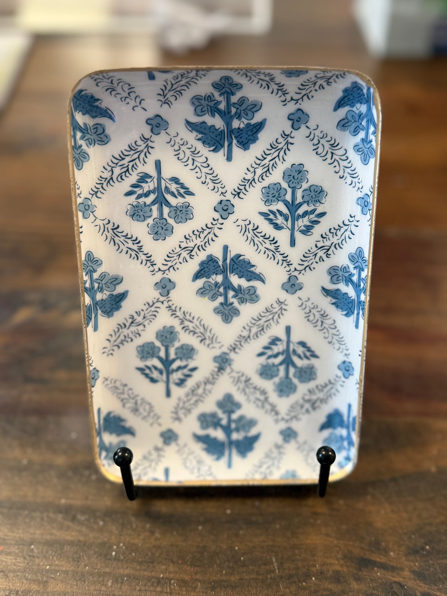 VINE FLORAL PATTERN TIDBIT