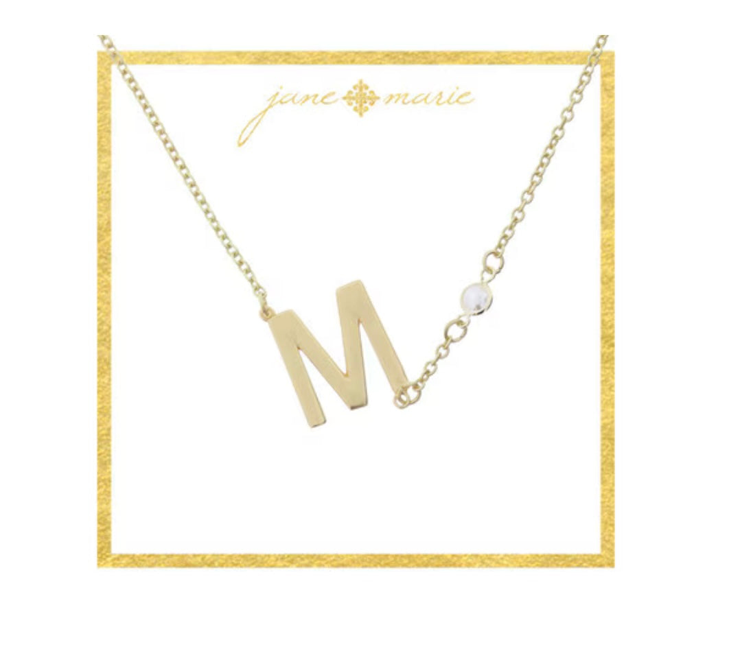 Gold Sideways Initial with Pearl Bezel Station Accent