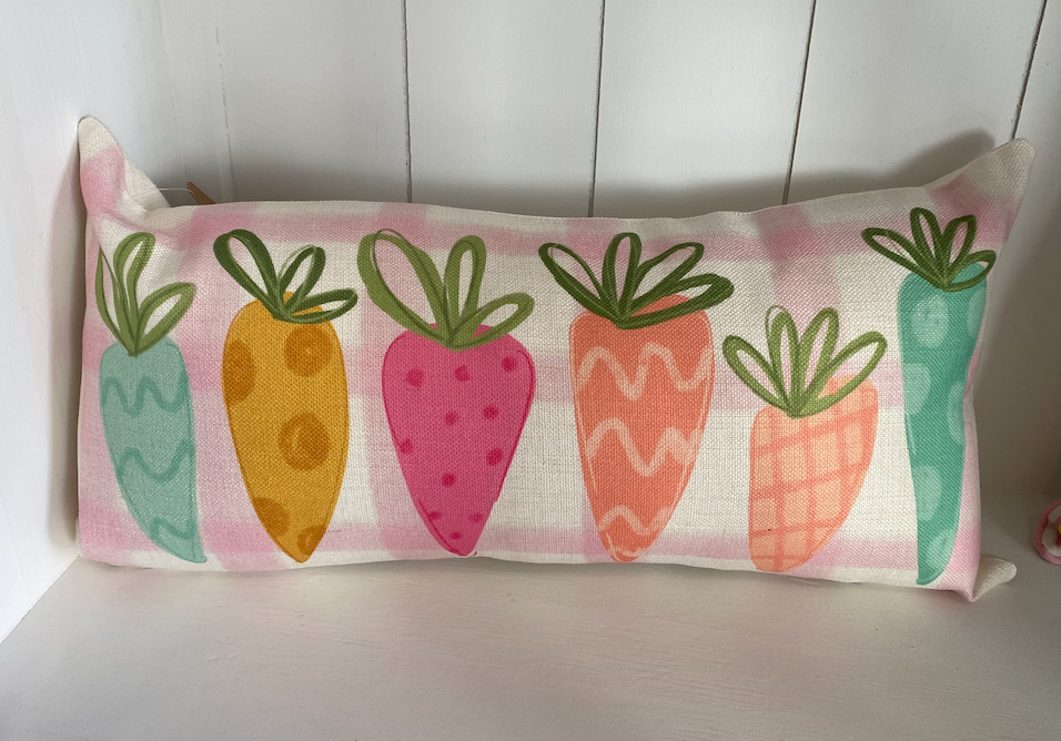 Carrott Lumbar Pillow