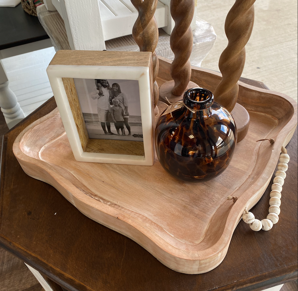 SCALLOPED BEADED TRAY