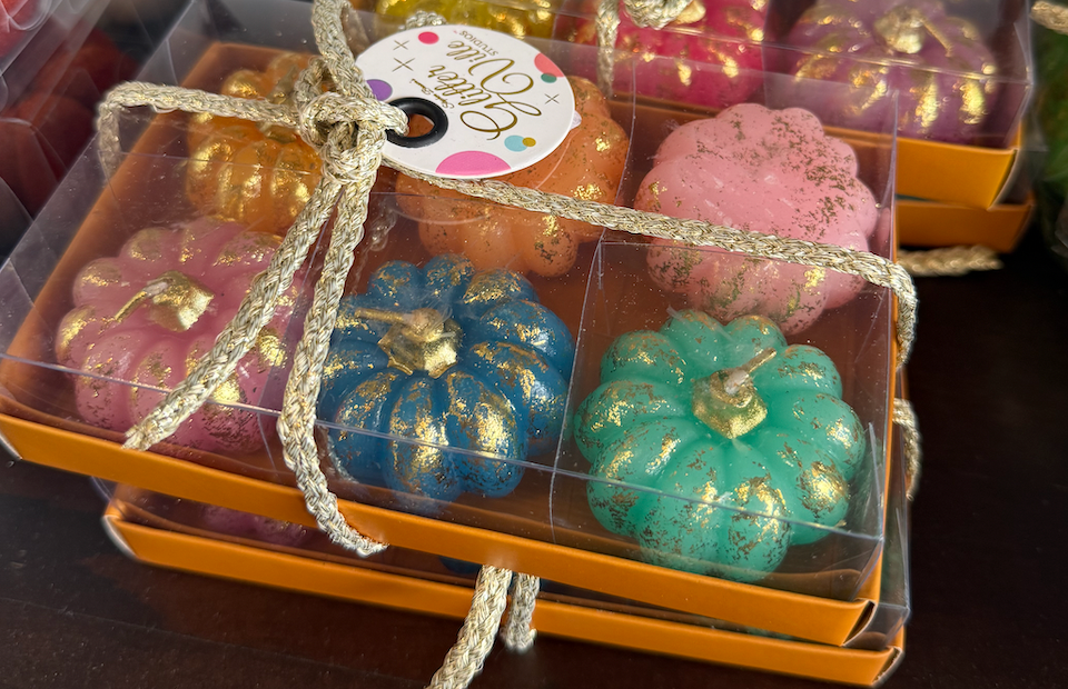Rainbow Pumpkin T-Light