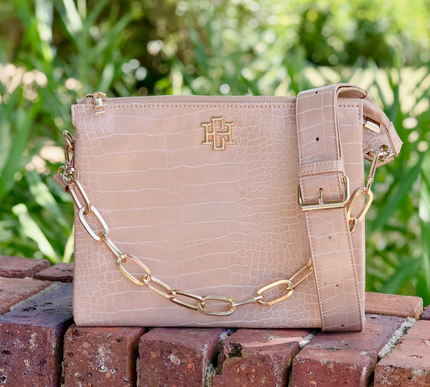 Ariana Crossbody Latte