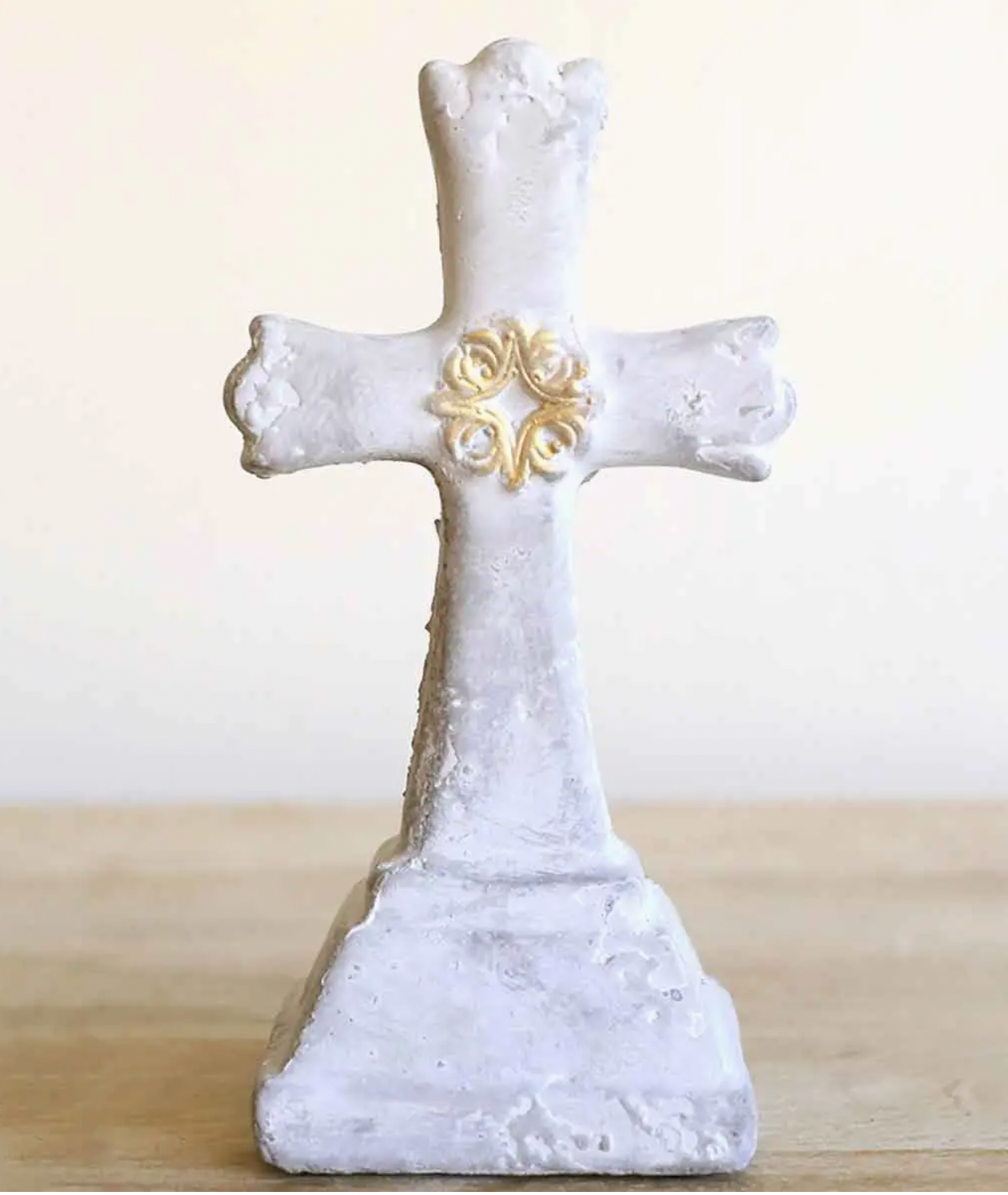 Croix Decor Gray/White/Gold 5x8.25x3.25