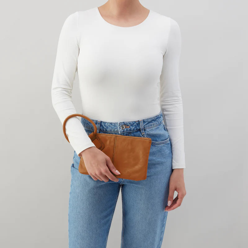 Sable Wristlet-Truffle