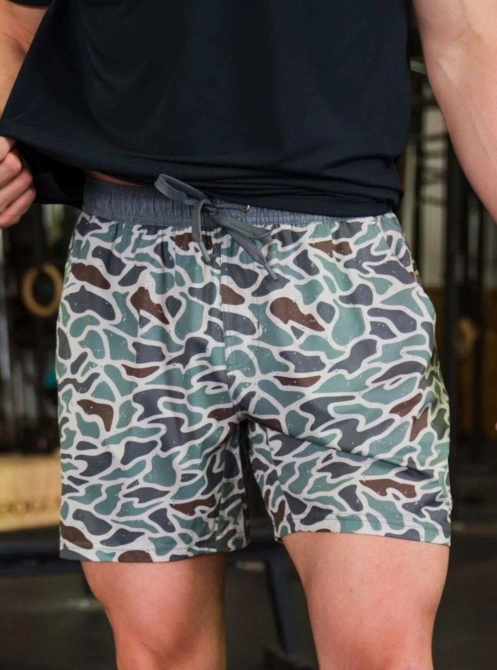 Athletic Short 5.5"