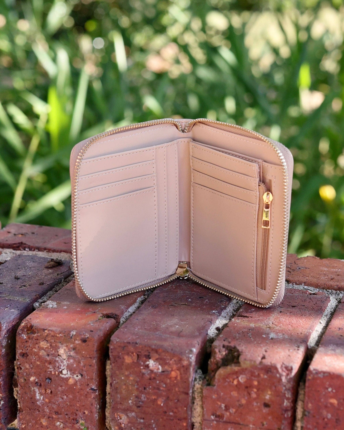 Blakely Wallet Gold Shimmer