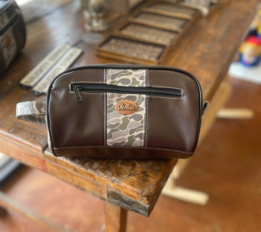 UMS Brown Pebble Old School Camo Men's Toiletry Dopp Bag Green Camo
