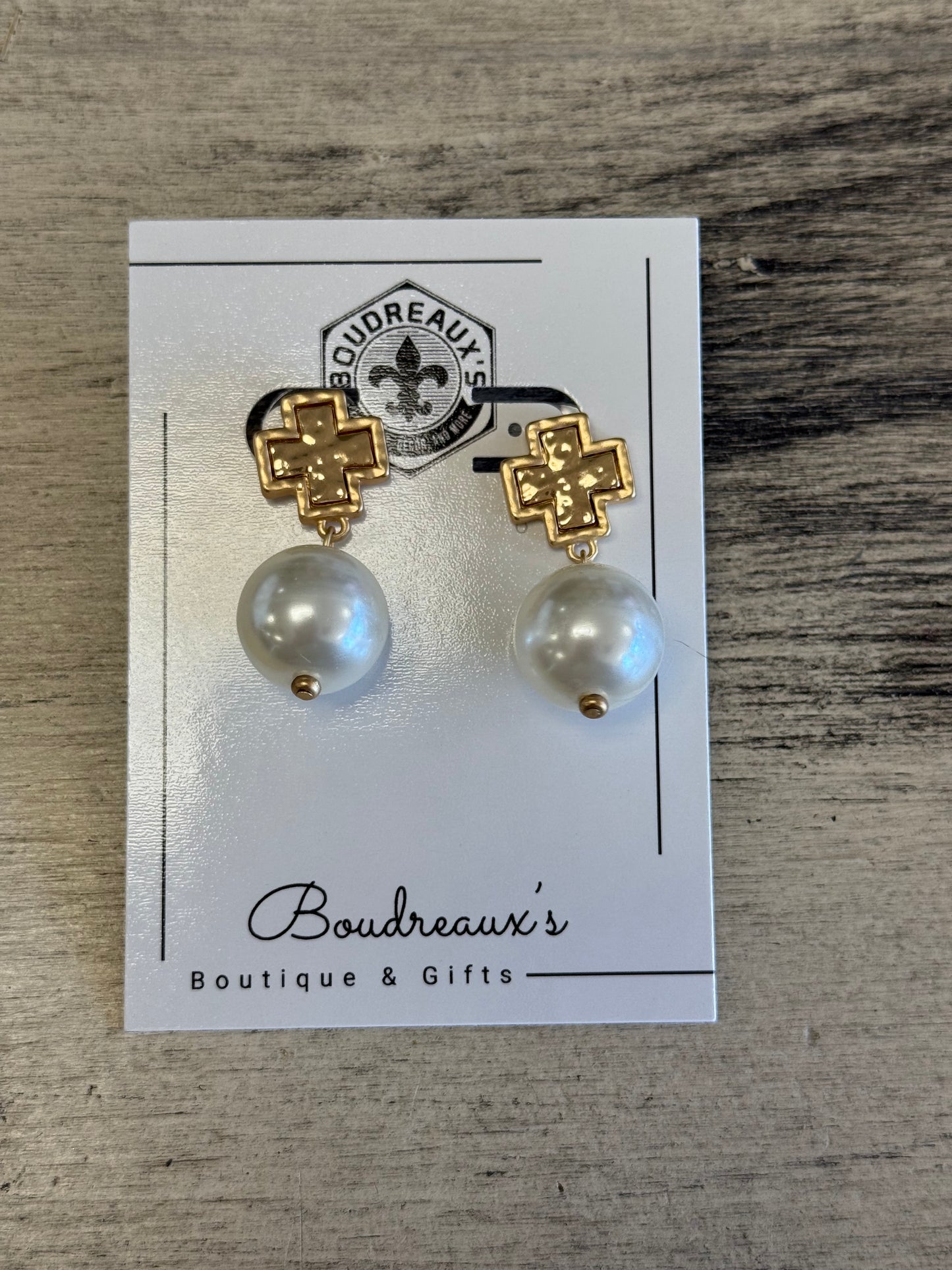 Gold Hammered Pearl Drop Earrings