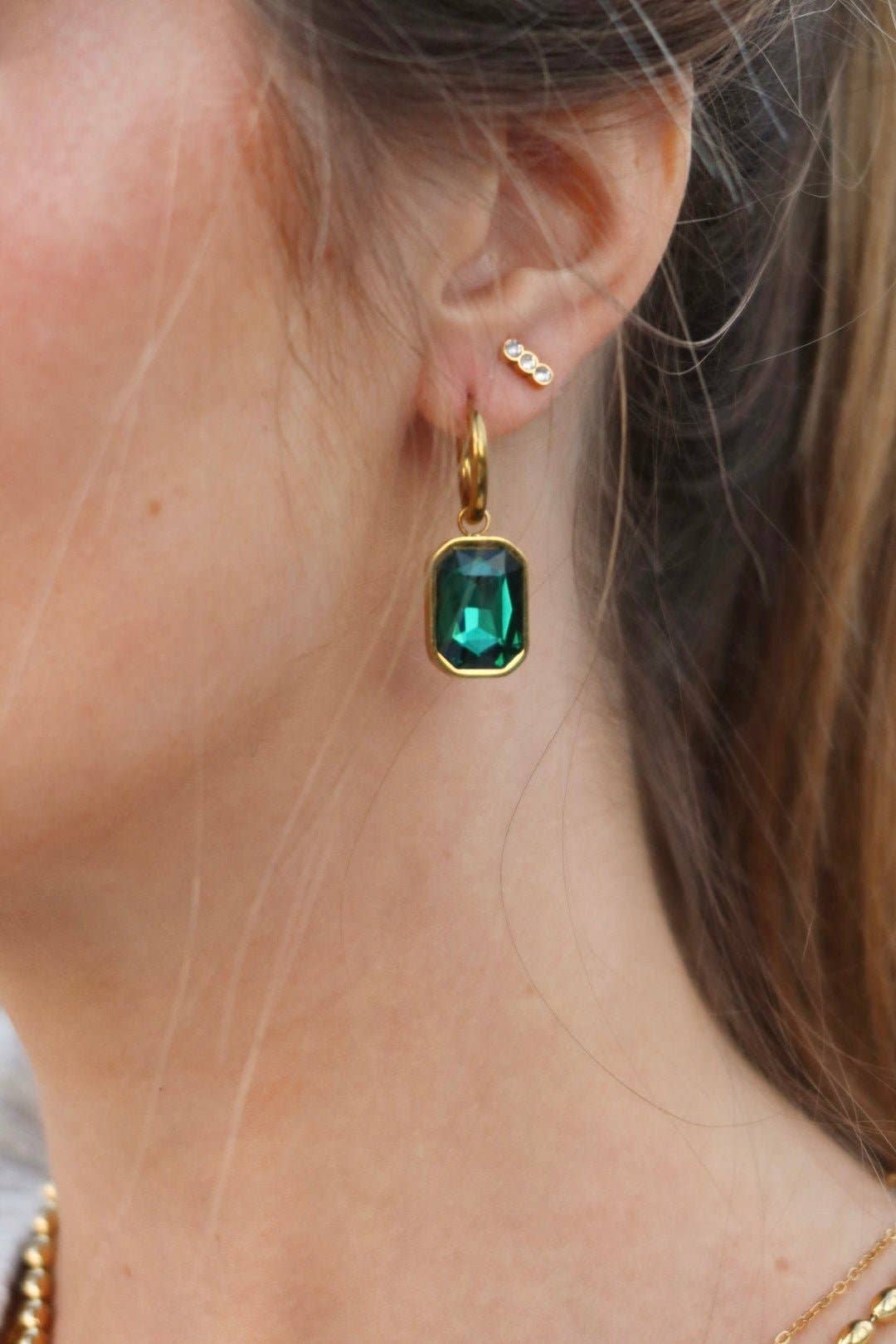 Screwback Stud Earrings - Poppy
