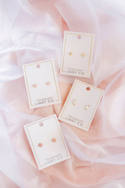 Screwback Stud Earrings - Nora Heart Pink