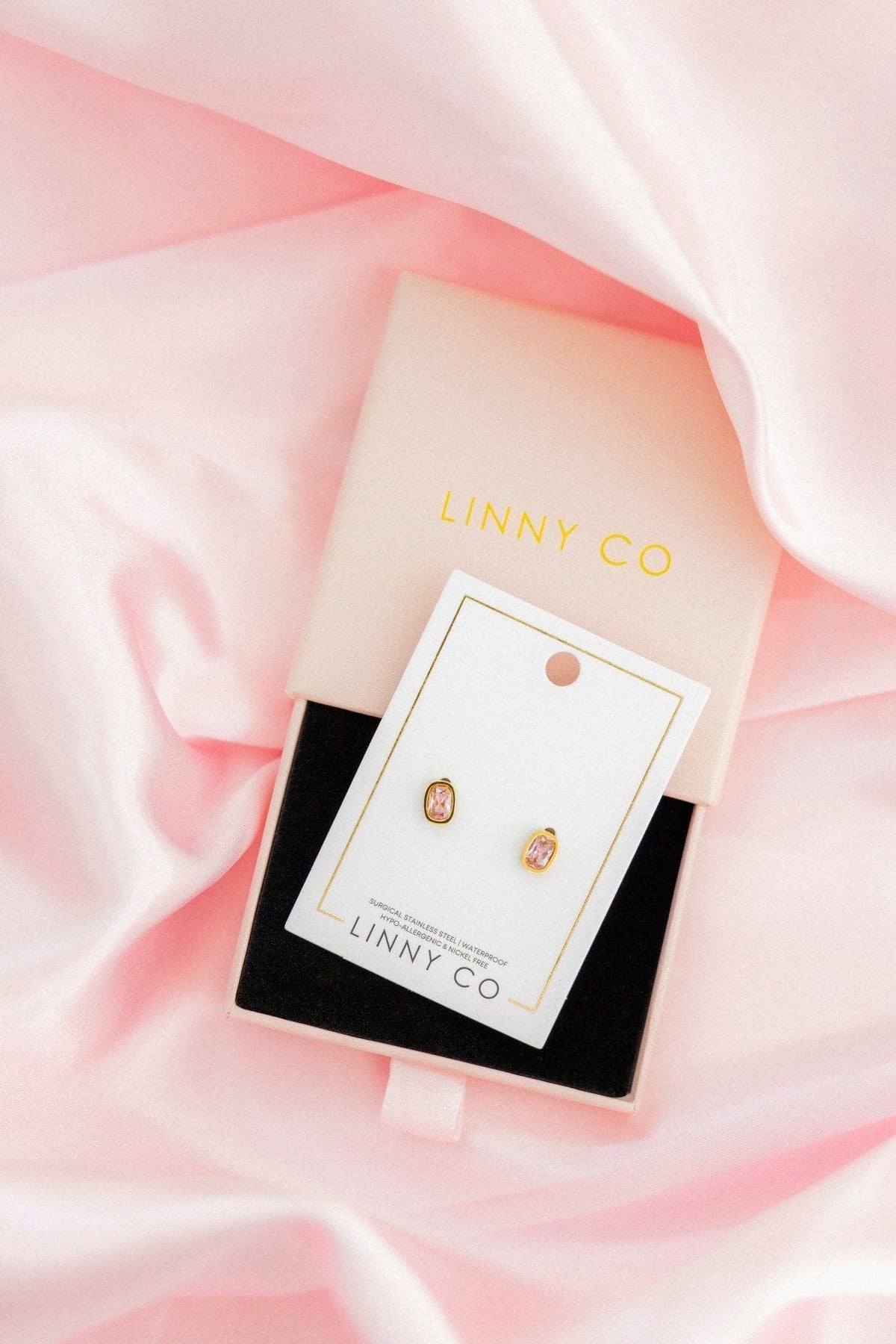 Screwback Stud Earrings - Kay Pink