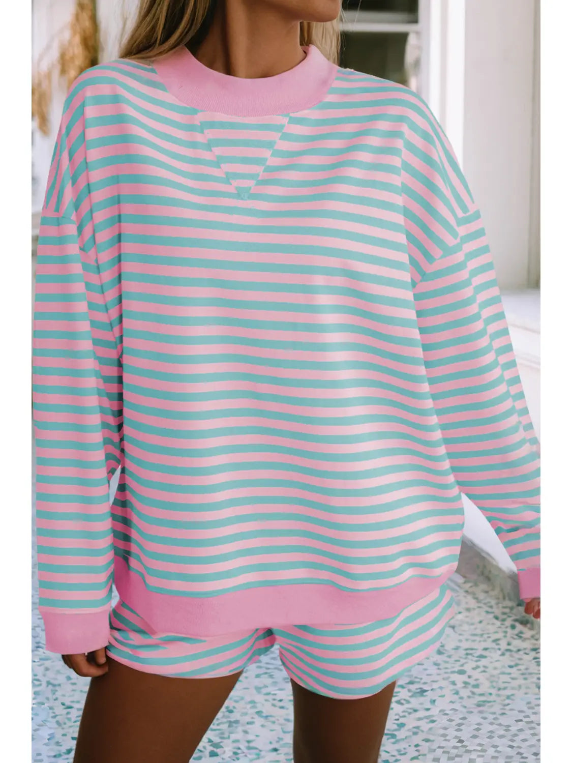 Stripe Colorblock Pullover Elastic Waist Shorts 2pcs Set