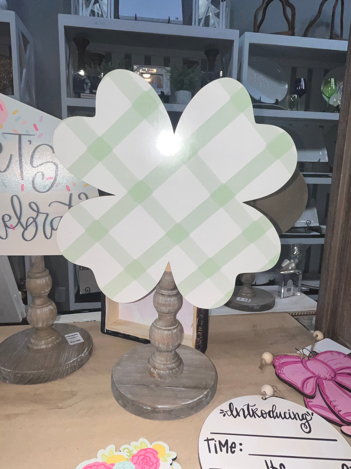 12” Toppers gingham clover