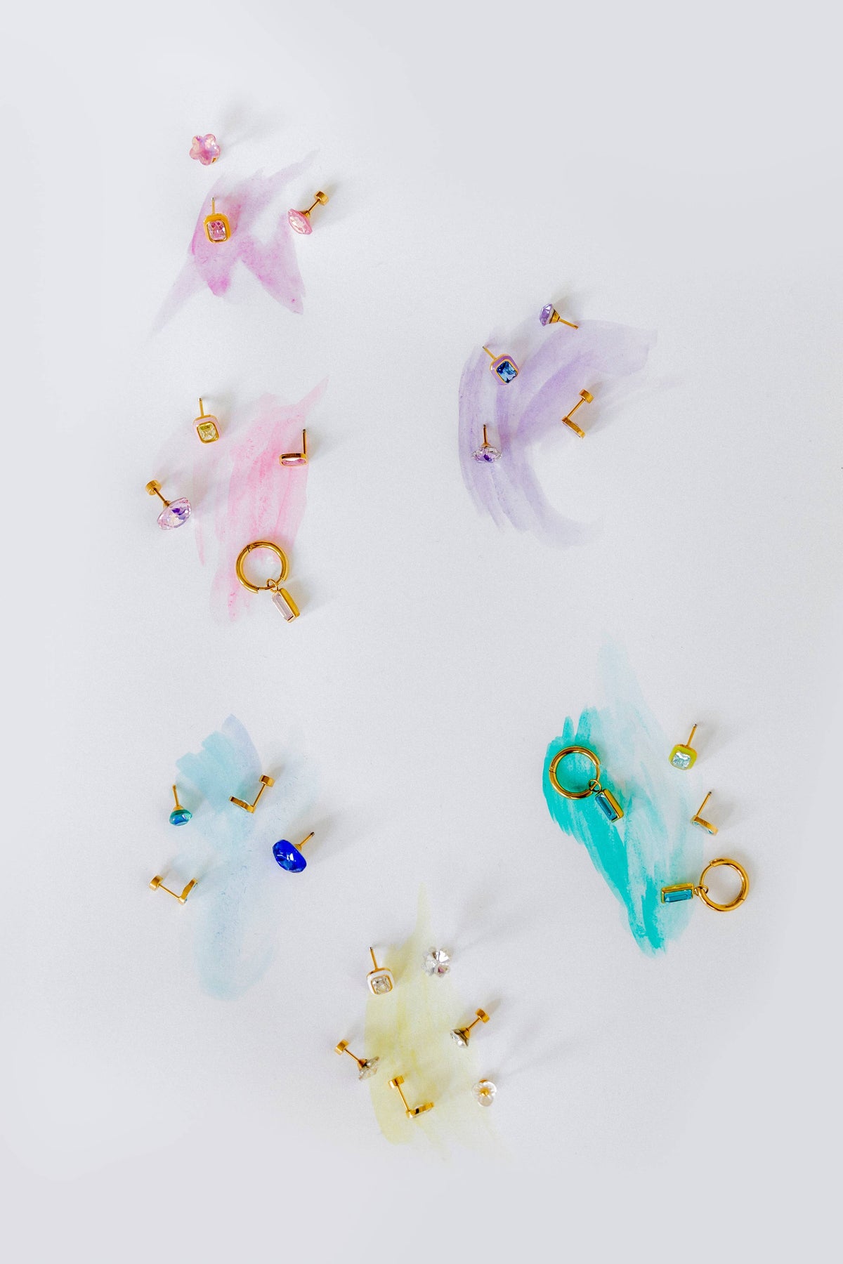 Screwback Stud Earrings - Kay Blue