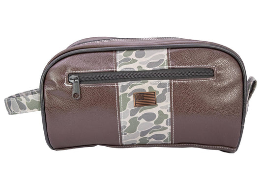 USA Flag Brown Pebble Old School Camo Men's Toiletry Dopp Bag.