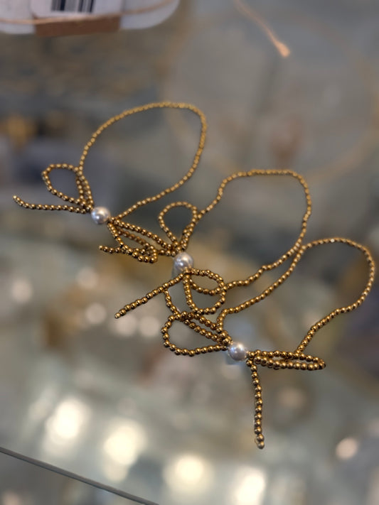 Bow Gold and Pearl Bracelet