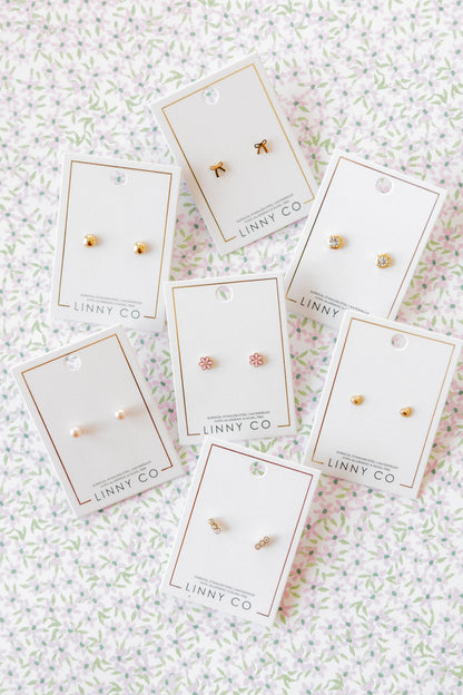 Screwback Stud Earrings - Ruby Bow