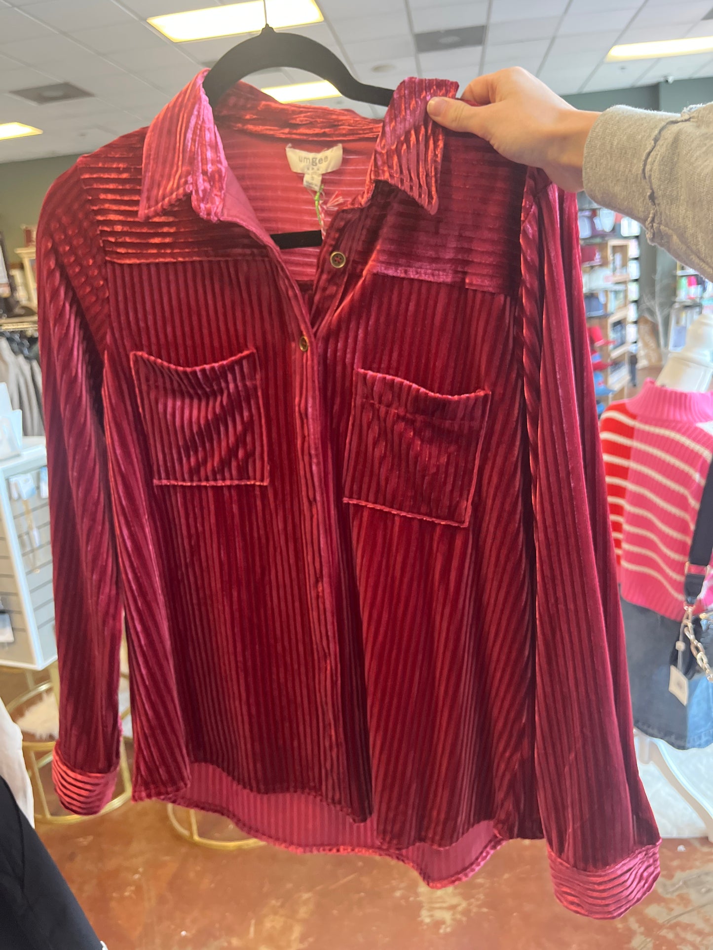 Ribbed Velvet Collared Top