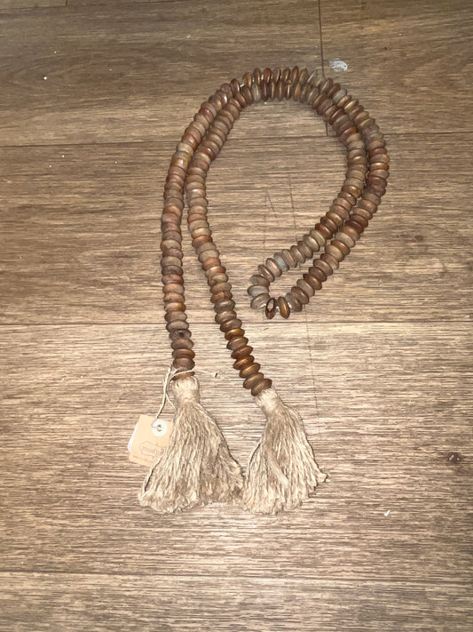 BROWN WOOD BEAD GARLAND