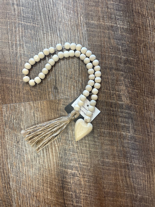 HXRS-17 26" NAT. WOOD HEART GARLAND