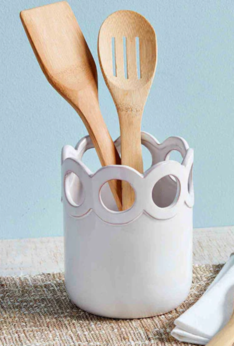 Scalloped Utensil Holder