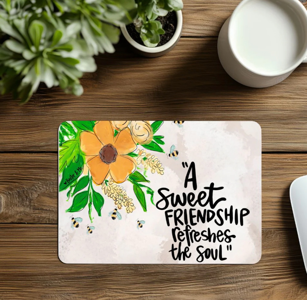 A Sweet Friendship Refreshes the Soul Mouse Pad