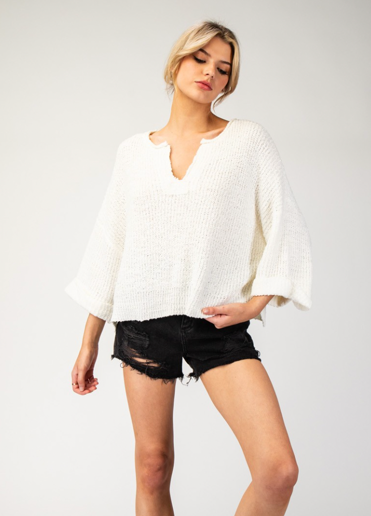 TEXTURED V-NECK LONG SLEEVE SWEATER