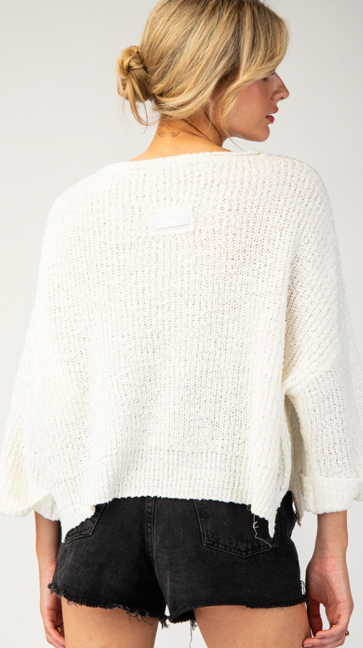 TEXTURED V-NECK LONG SLEEVE SWEATER