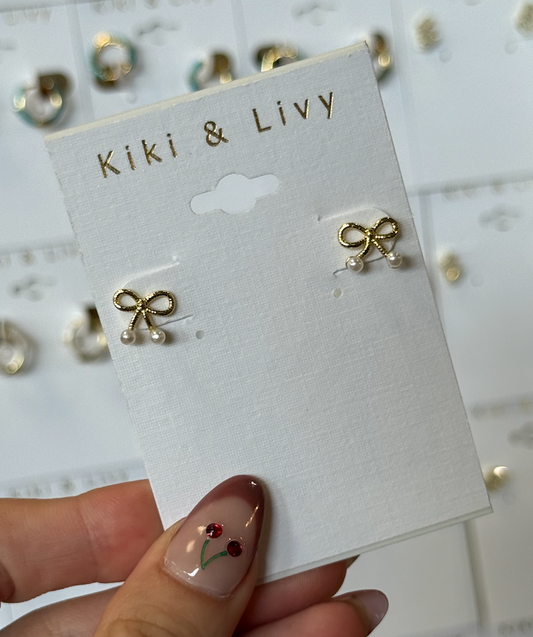 Teeny Bow Studs w/Bottom Pearls