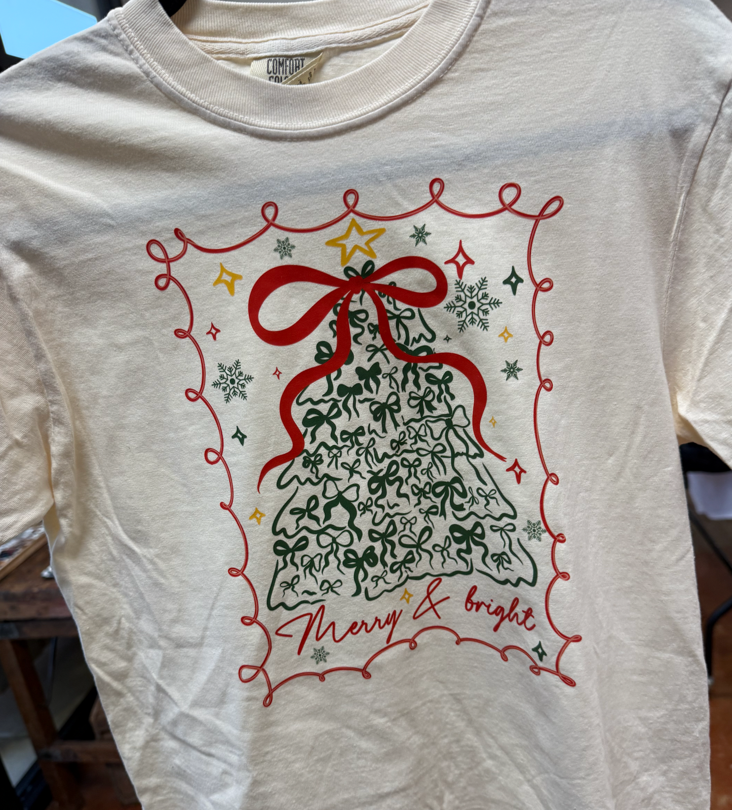 Merry & Bright Bow CC Tee