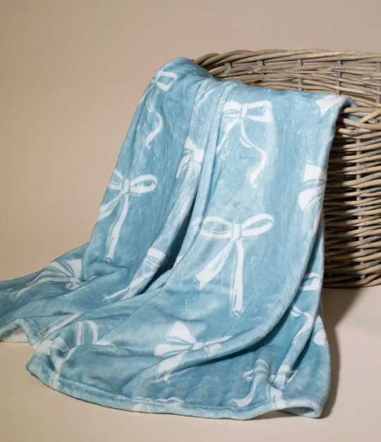Hannah Bow Throw Light Blue 50x60