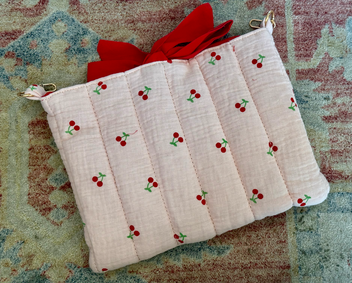 Quilted Bible Cover/Bag w/ Acrylic Chain