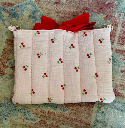 Quilted Bible Cover/Bag w/ Acrylic Chain