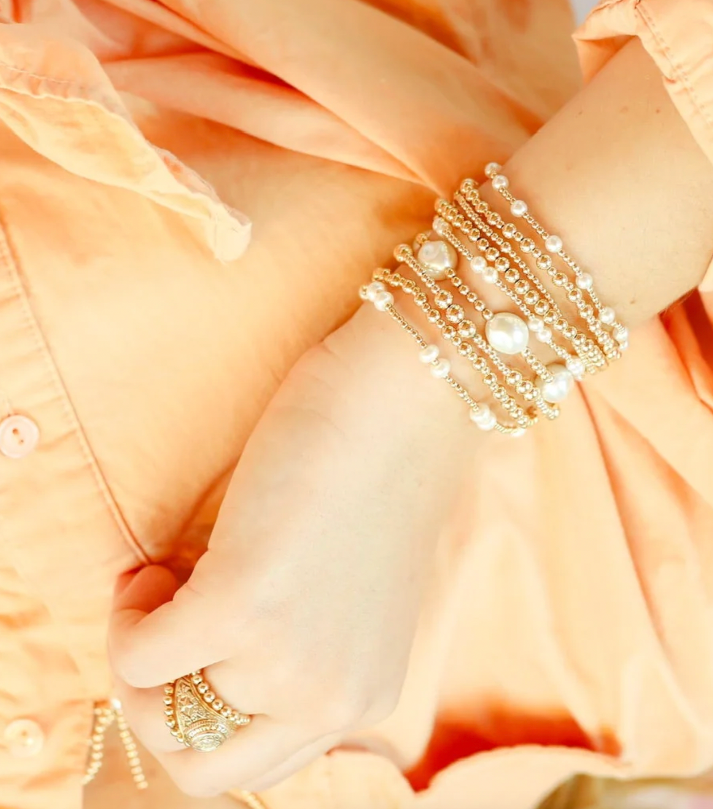Sadie Pearl Bracelet in Gold