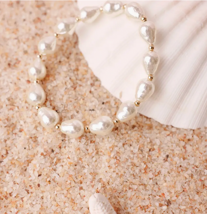 Saylor Pearl Bracelet in Gold