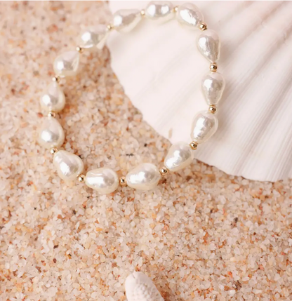 Saylor Pearl Bracelet in Gold