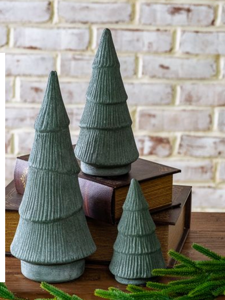 MED  SHORT GREEN HOLIDAY CERAMIC TREES