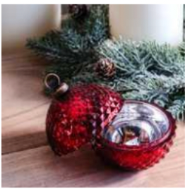3"D RED DIAMOND ORNAMENT JAR