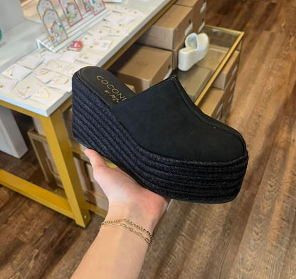 Teo Wedge Mules