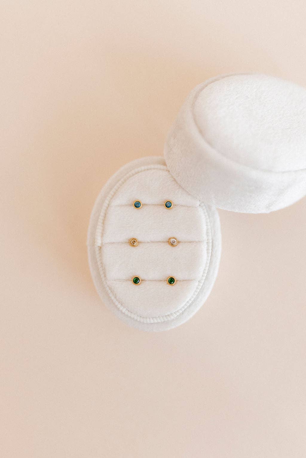 Screwback Stud Earrings - Micro Cooper Clear Gold