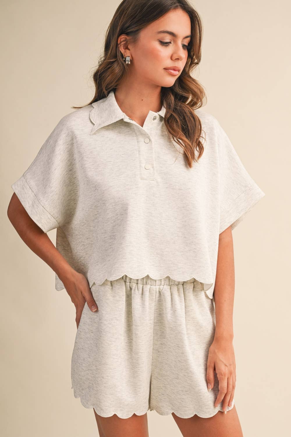 SCALLOPED EDGE COLLAR TOP AND SHORTS