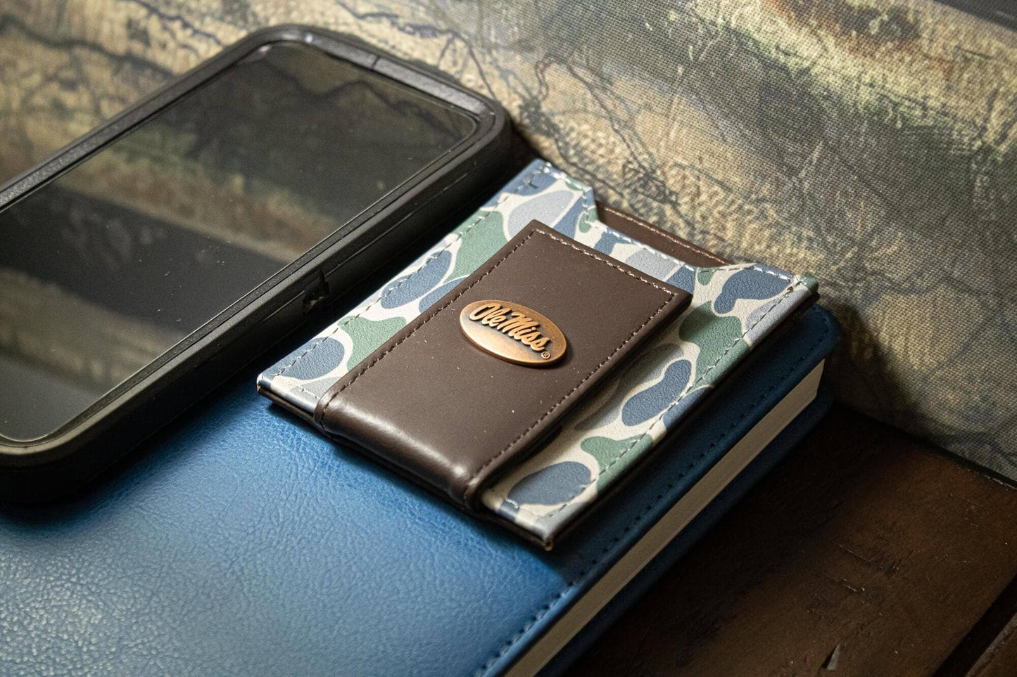Ole Miss Rebels Men's Magnetic Front Pocket Old School Camo Leather Wallet.