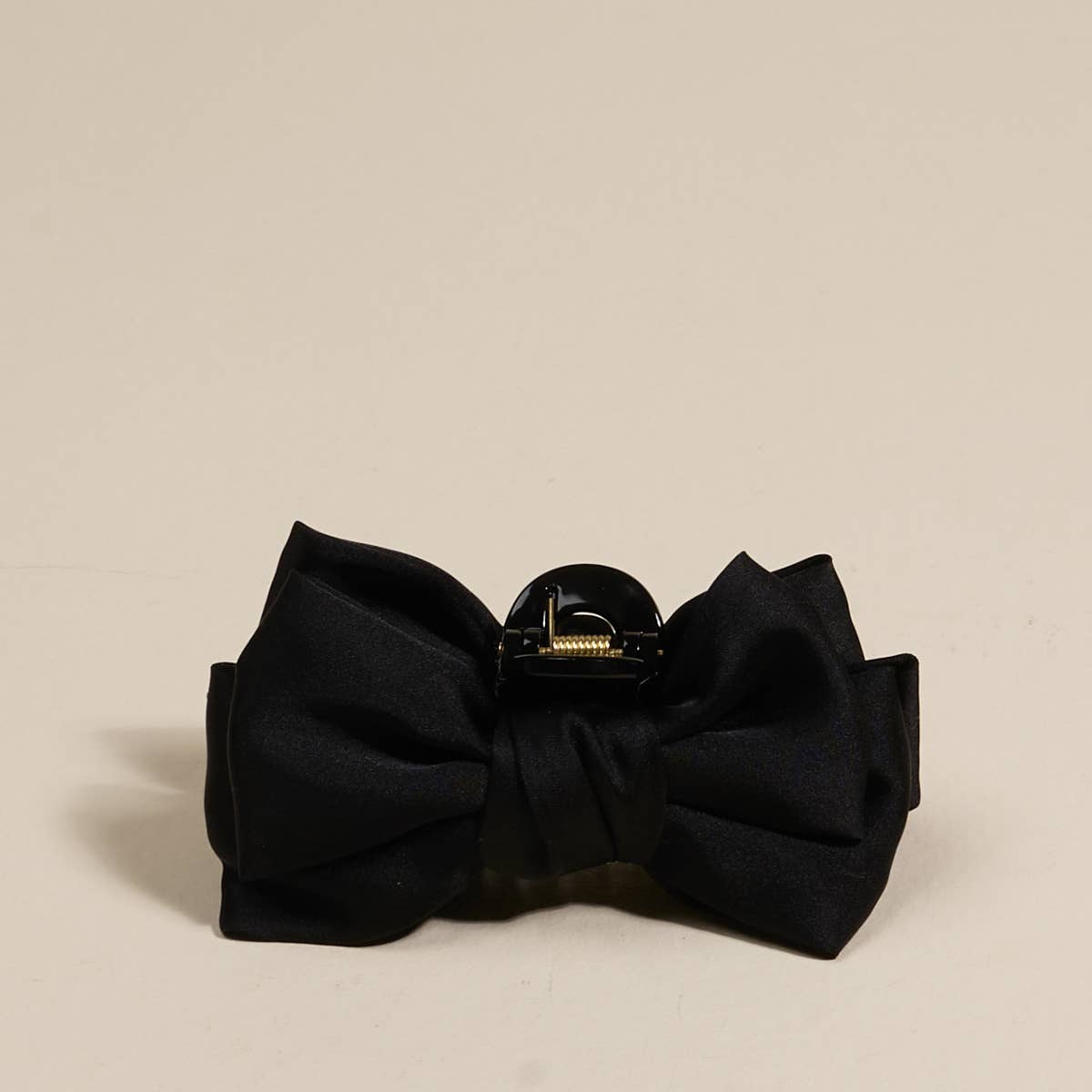 Mini Satin Bow Claw Clip–Black