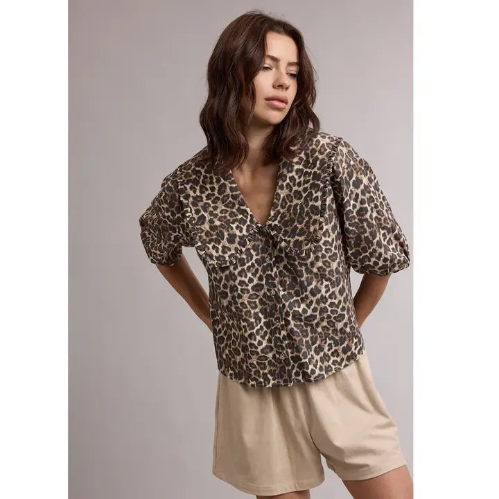 Leopard Peter Pan Collared Short Sleeve Blouse